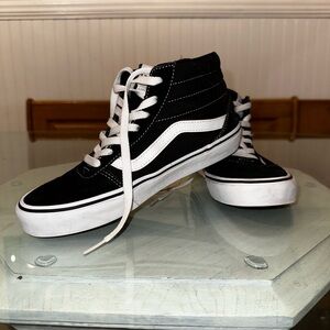 Black high top Vans size 7.5 women’s